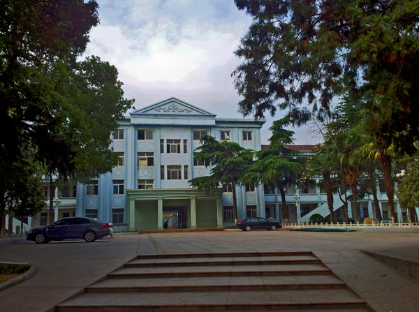 ���ǵ�У԰---��Ϫ��ѧ (2).jpg