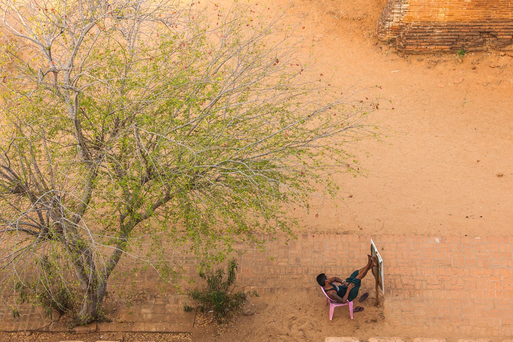 ��������������