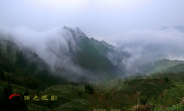 ��ʯ̶�ƺ������ߣ�Ԭ�κ� �ֻ���15156115048 ��λ������ɽ���������������.jpg