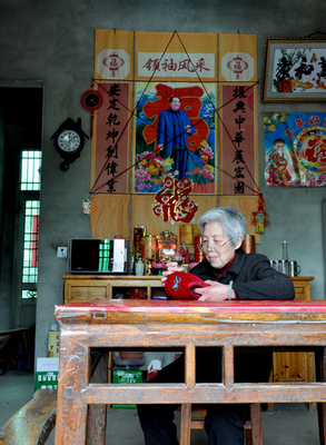 追忆 杨梅英摄.JPG
